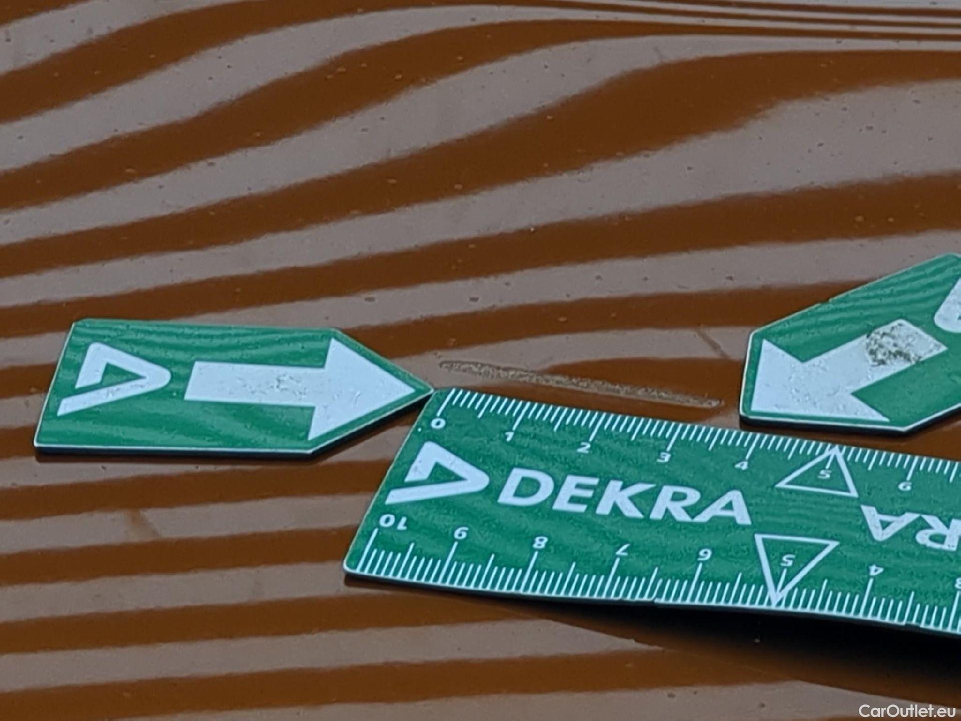  Peugeot  2008  Allure Pack 1.5 HDi 110CV BVM6 E6d #10