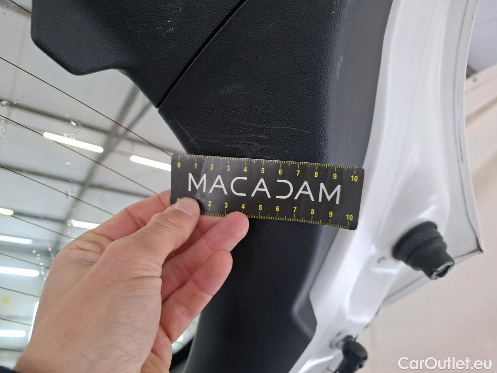  Peugeot  208  Affaire Premium 1.5 HDi 100CV BVM5 E6dT #39