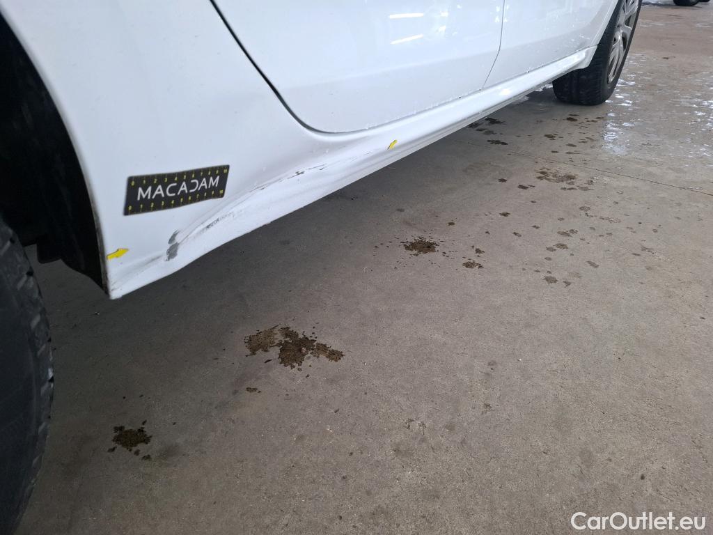  Peugeot  208  Affaire Premium 1.5 HDi 100CV BVM5 E6dT #20