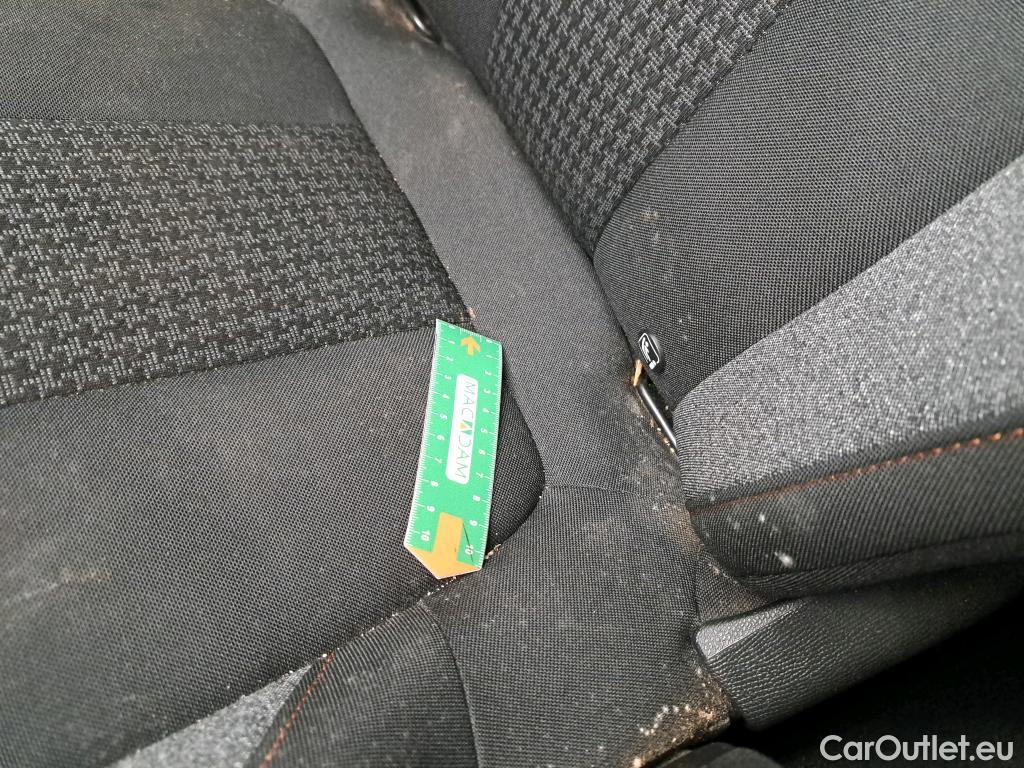  Peugeot  3008  Active Business 1.5 HDi 130CV BVA8 E6d #22