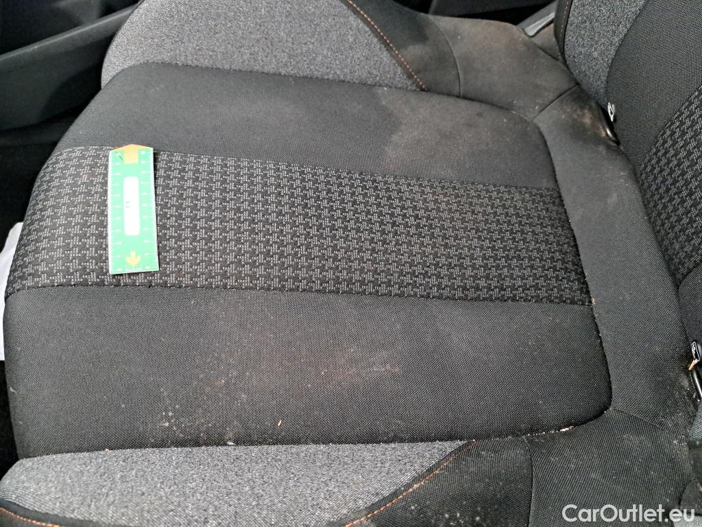  Peugeot  3008  Active Business 1.5 HDi 130CV BVA8 E6d #21