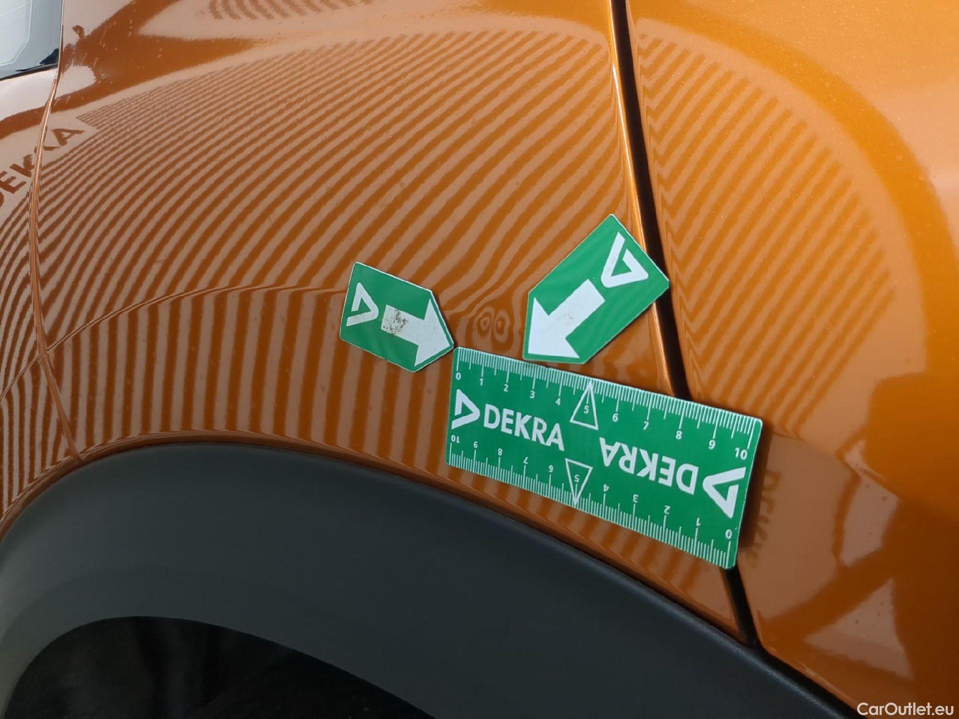  Peugeot  2008  Allure Pack 1.5 HDi 110CV BVM6 E6d #12