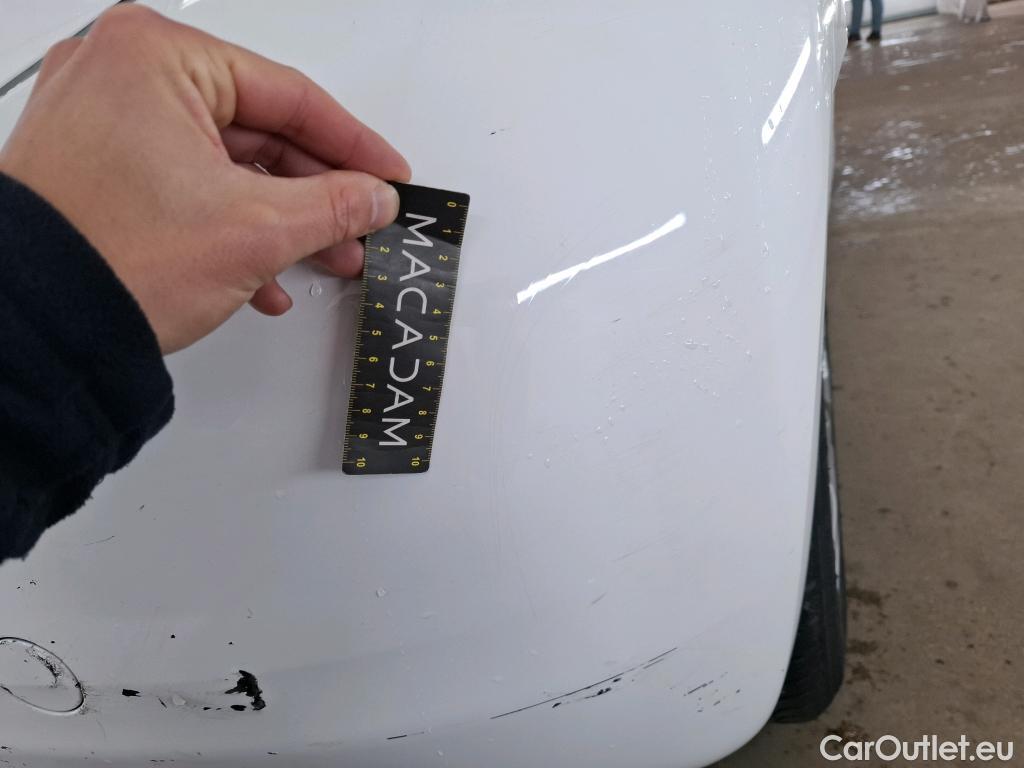  Peugeot  208  Affaire Premium 1.5 HDi 100CV BVM5 E6dT #8