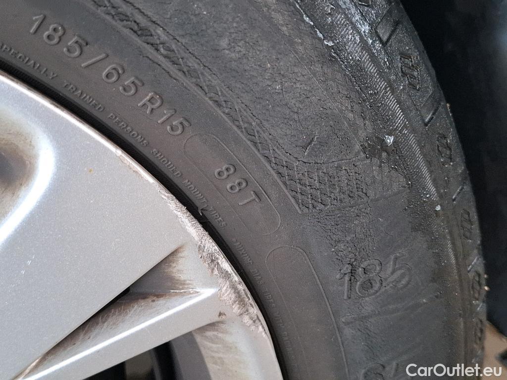  Peugeot  208  Affaire Premium 1.5 HDi 100CV BVM5 E6dT #33