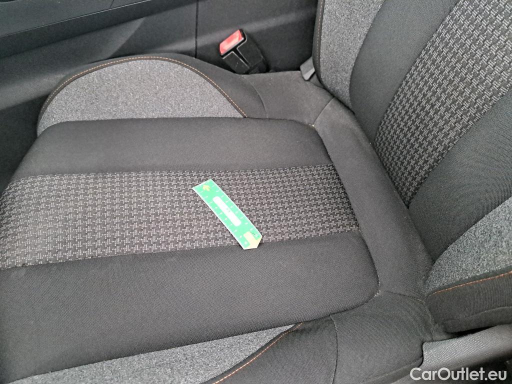  Peugeot  3008  Active Business 1.5 HDi 130CV BVA8 E6d #23