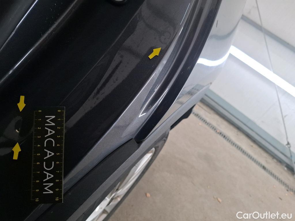  Opel   Grandland X Grandland X Business Edition 1.2 Turbo 130CV BVA8 E6d #24