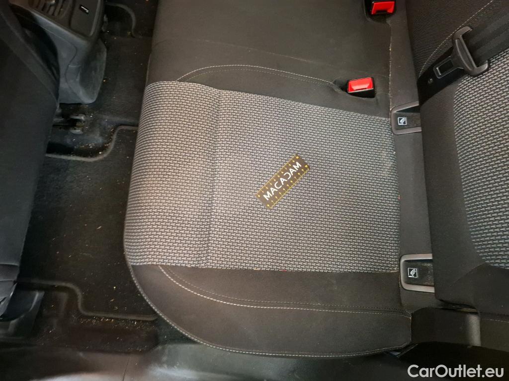  Opel   Grandland X Grandland X Business Edition 1.2 Turbo 130CV BVA8 E6d #32