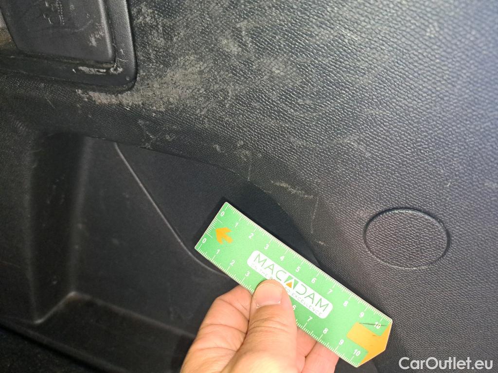  Peugeot  3008  Active Business 1.5 HDi 130CV BVA8 E6d #7