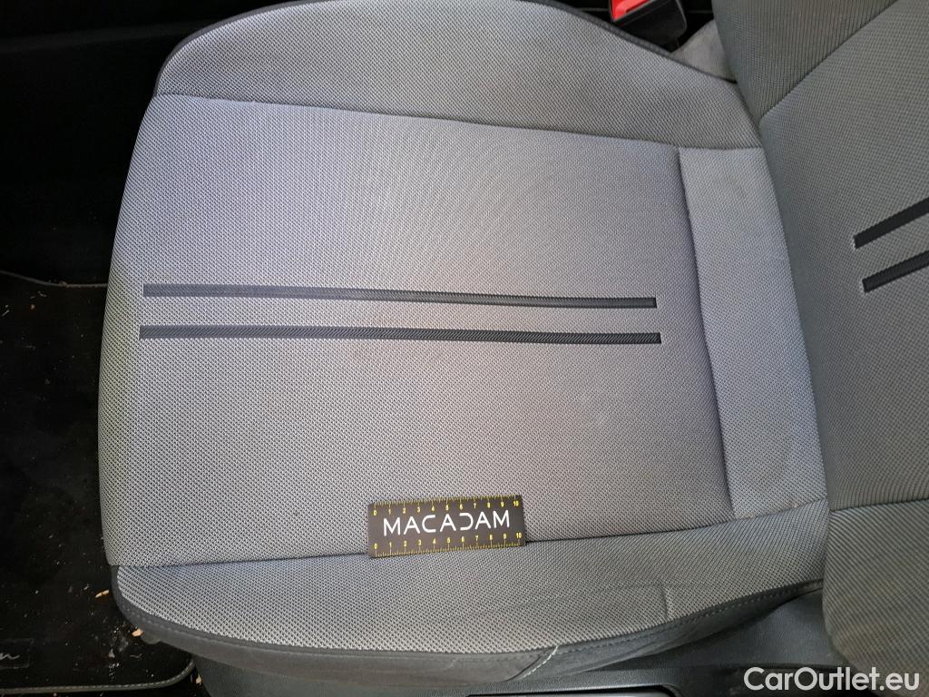  Seat  Leon SEAT  Sportstourer / 2020 / 5P / Break 1.0 eTSI 110 DSG S&S Style Business #37