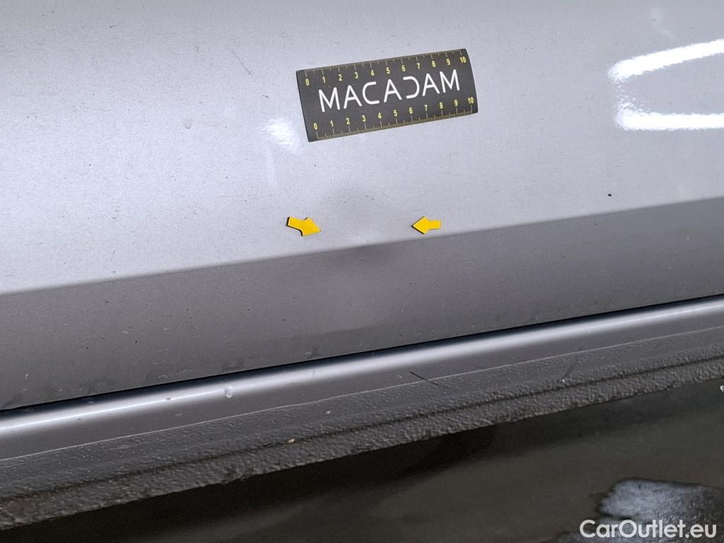  Seat  Leon SEAT  Sportstourer / 2020 / 5P / Break 1.0 eTSI 110 DSG S&S Style Business #2