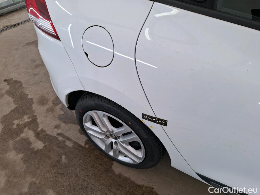  Renault  Clio  IV Grandtour Business 0.9 TCe 90CV BVM5 E6 #43