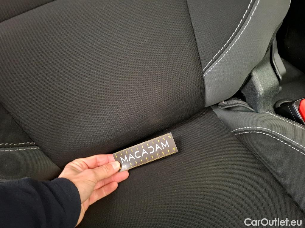  Renault  Clio  IV Grandtour Business 0.9 TCe 90CV BVM5 E6 #21