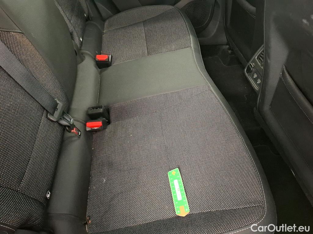  Renault  Captur  II Intens 1.5 dCi 115CV BVA7 E6dT #12