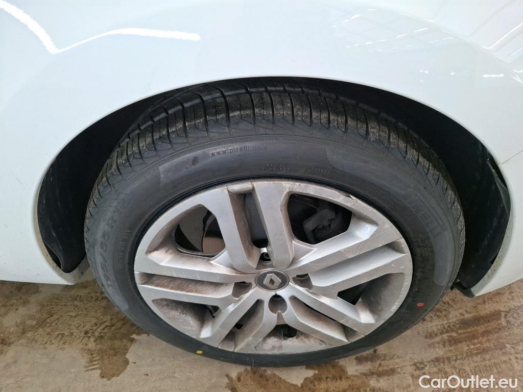  Renault  Clio  IV Grandtour Business 0.9 TCe 90CV BVM5 E6 #24