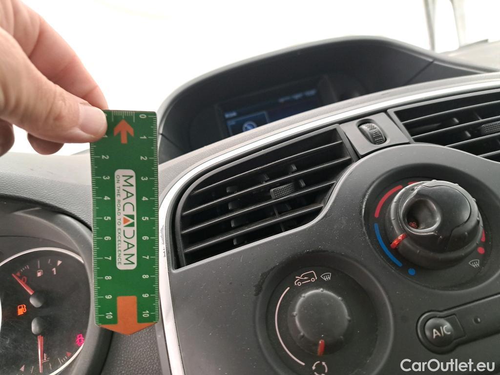  Renault  Kangoo  Express Maxi Extra (Série Spéciale) 1.5 dCi 90CV BVM5 E6 #39