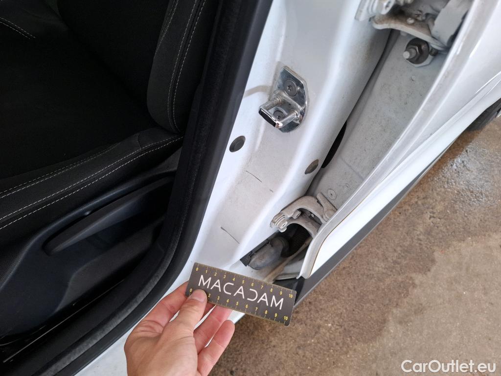  Renault  Clio  IV Grandtour Business 0.9 TCe 90CV BVM5 E6 #6