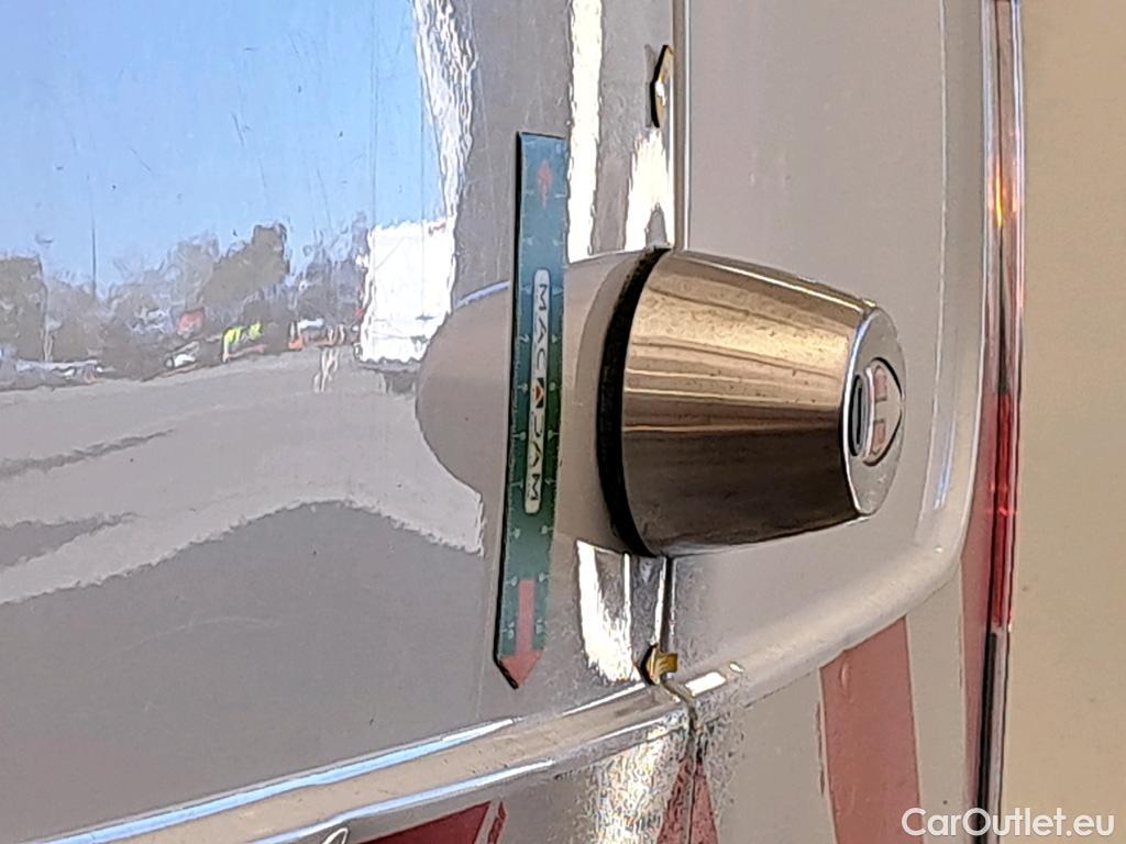  Renault  Kangoo  Express Maxi Extra (Série Spéciale) 1.5 dCi 90CV BVM5 E6 #31