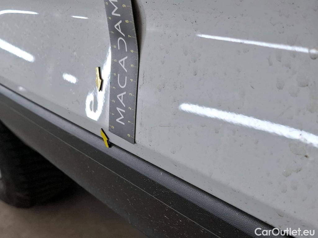  Volkswagen  T-ROC VOLKSWAGEN  / 2017 / 5P / SUV 1.5 TSI 150 EVO LOUNGE BUSINESS DSG7 #27