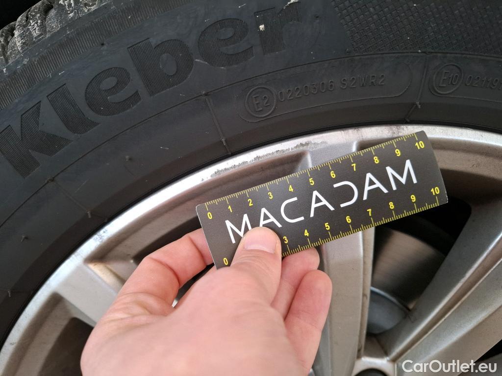  Volkswagen  Passat VOLKSWAGEN  SW / 2019 / 5P / Break 2.0 TDI 150 SCR DSG7 SW LOUNGE #27