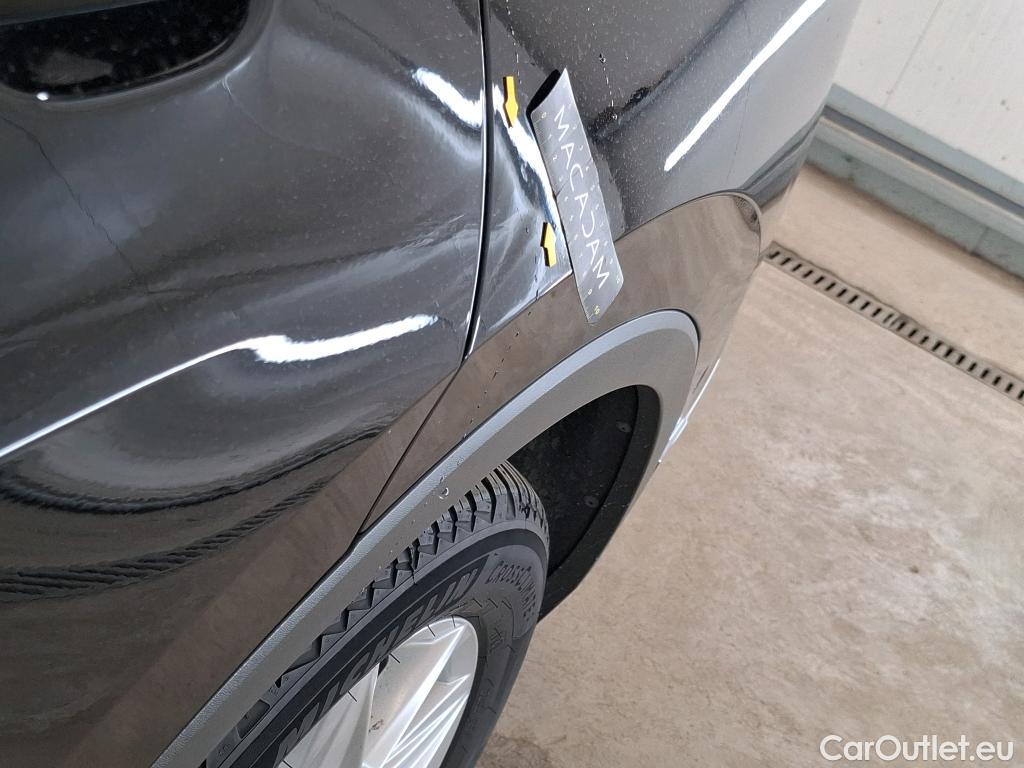  Volkswagen  Tiguan VOLKSWAGEN  Allspace / 2017 / 5P / SUV 1.5 TSI 150 EVO DSG7 Carat #13