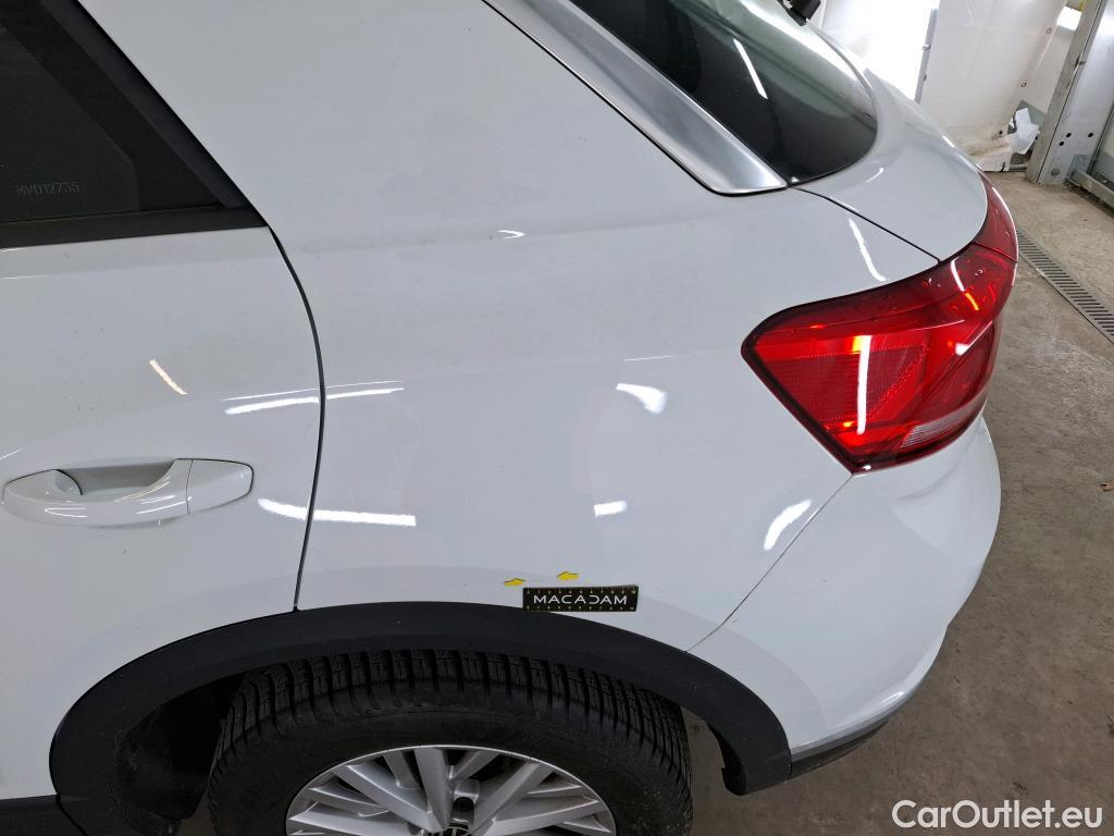  Volkswagen  T-ROC VOLKSWAGEN  / 2017 / 5P / SUV 1.5 TSI 150 EVO LOUNGE BUSINESS DSG7 #22