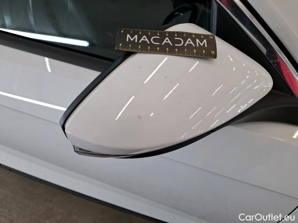  Volkswagen  T-ROC VOLKSWAGEN  / 2017 / 5P / SUV 1.5 TSI 150 EVO LOUNGE BUSINESS DSG7 #24