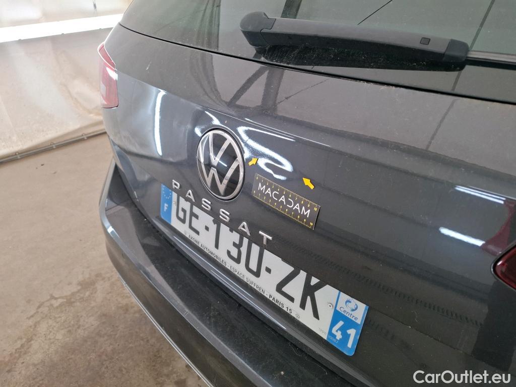  Volkswagen  Passat VOLKSWAGEN  SW / 2019 / 5P / Break 2.0 TDI 150 SCR DSG7 SW LOUNGE #3