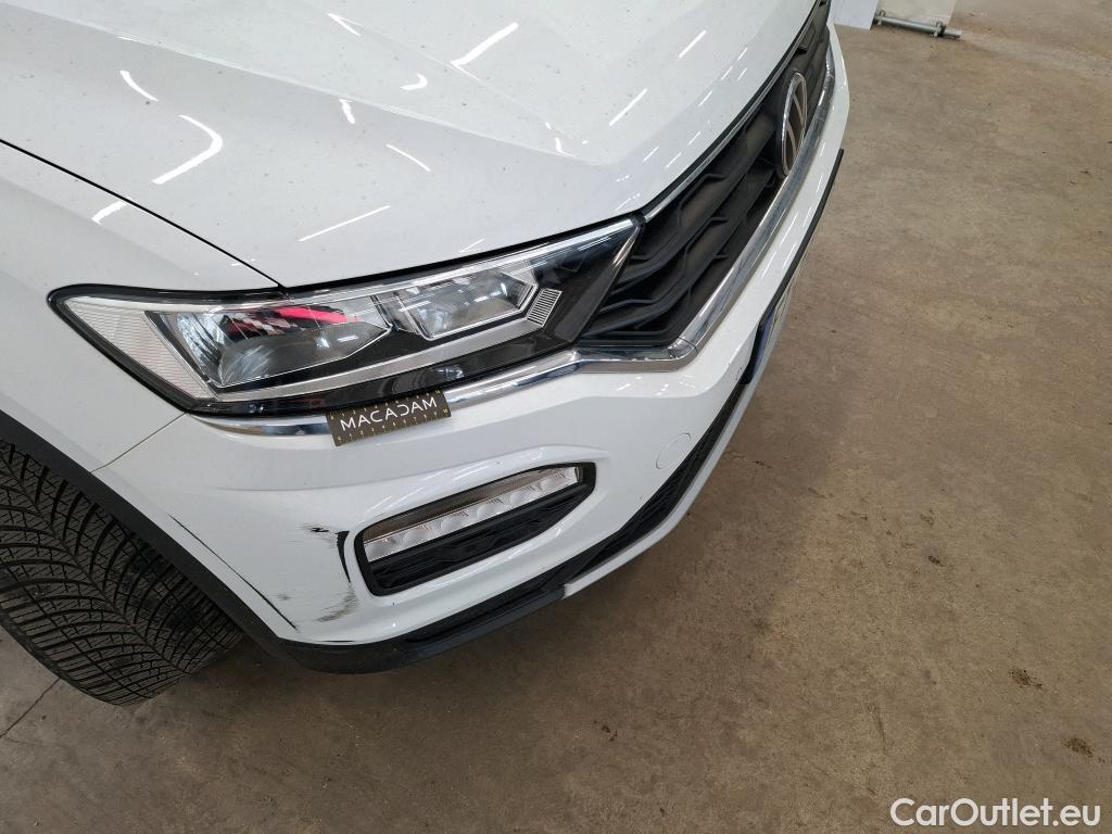  Volkswagen  T-ROC VOLKSWAGEN  / 2017 / 5P / SUV 1.5 TSI 150 EVO LOUNGE BUSINESS DSG7 #1