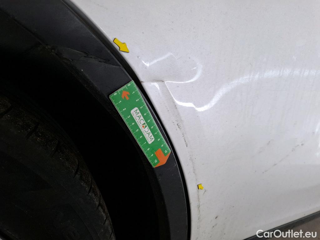  Tesla  Model Y TESLA  / 2021 / 5P / SUV RWD #16