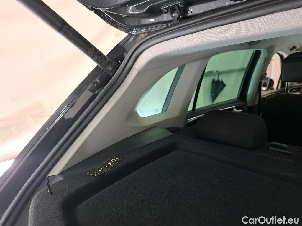  Volkswagen  Tiguan VOLKSWAGEN  / 2020 / 5P / SUV 2.0 TDI 150 DSG7 Life Business #6