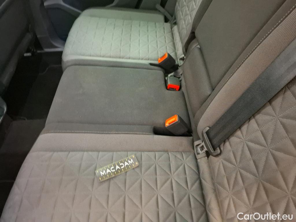  Volkswagen  Tiguan VOLKSWAGEN  / 2020 / 5P / SUV 2.0 TDI 150 DSG7 Life Business #10