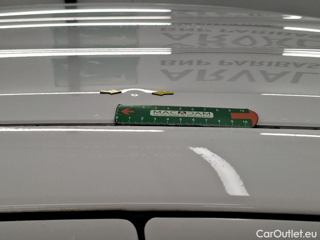  Toyota  Yaris TOYOTA  Hybride / 2019 / 5P / Berline Hybride 116h France #12