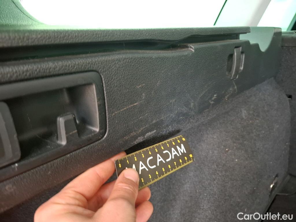  Volkswagen  Passat VOLKSWAGEN  SW / 2019 / 5P / Break 2.0 TDI 150 SCR DSG7 SW LOUNGE #24