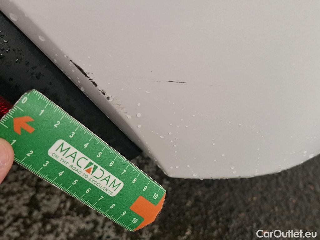  Toyota  Yaris TOYOTA  Hybride / 2019 / 5P / Berline Hybride 116h France #7