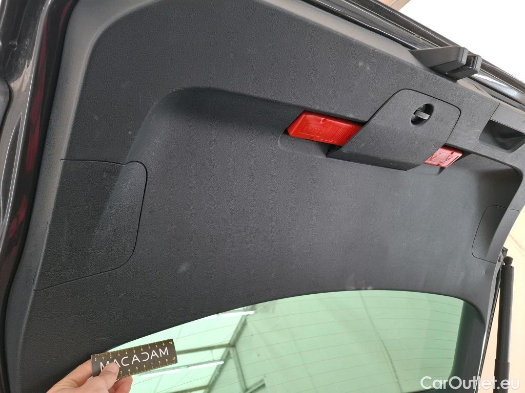  Volkswagen  Passat VOLKSWAGEN  SW / 2019 / 5P / Break 2.0 TDI 150 SCR DSG7 SW LOUNGE #15