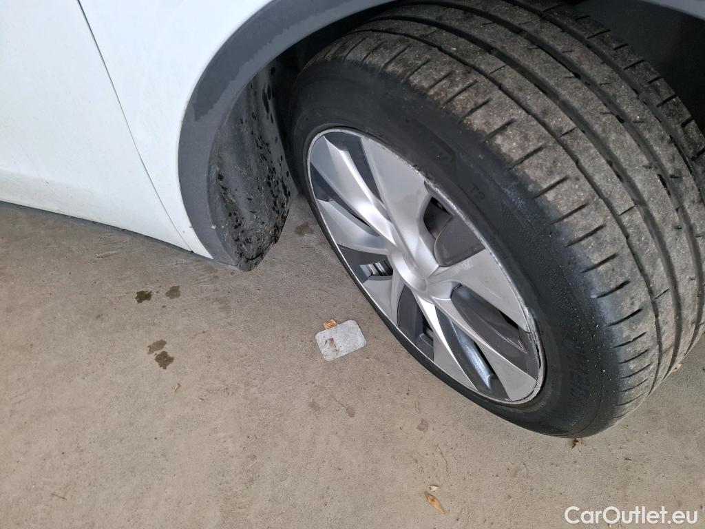  Tesla  Model Y TESLA  / 2021 / 5P / SUV RWD #28