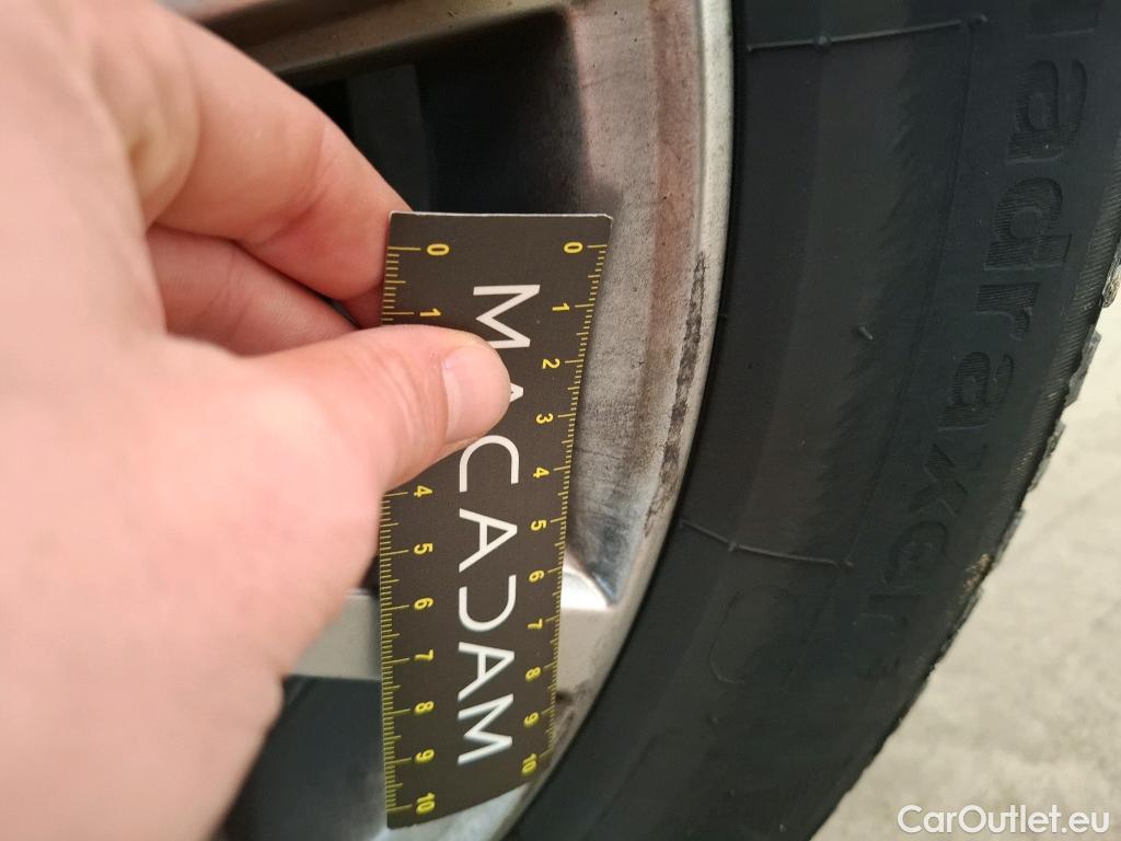  Volkswagen  Passat VOLKSWAGEN  SW / 2019 / 5P / Break 2.0 TDI 150 SCR DSG7 SW LOUNGE #13