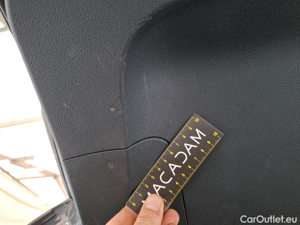  Volkswagen  Passat VOLKSWAGEN  SW / 2019 / 5P / Break 2.0 TDI 150 SCR DSG7 SW LOUNGE #21