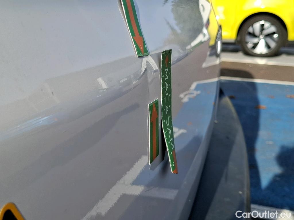  Volkswagen  Transporter VOLKSWAGEN  / 2019 / 4P / Fourgon tôlé 2.0 TDi 150 4MO L1H1 Business Line #10