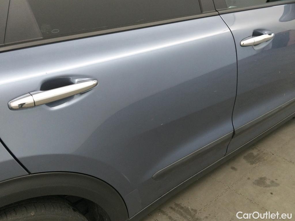  KIA  Niro KIA  / 2019 / 5P / crossover 1.6 GDi HEV 104kW (141CV) Drive #1