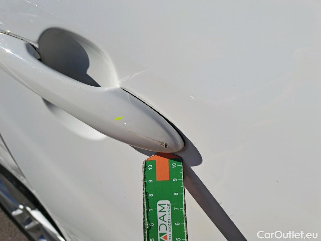  Toyota  Corolla TOYOTA  1.8 125H ACTIVE TECH E-CVT #44