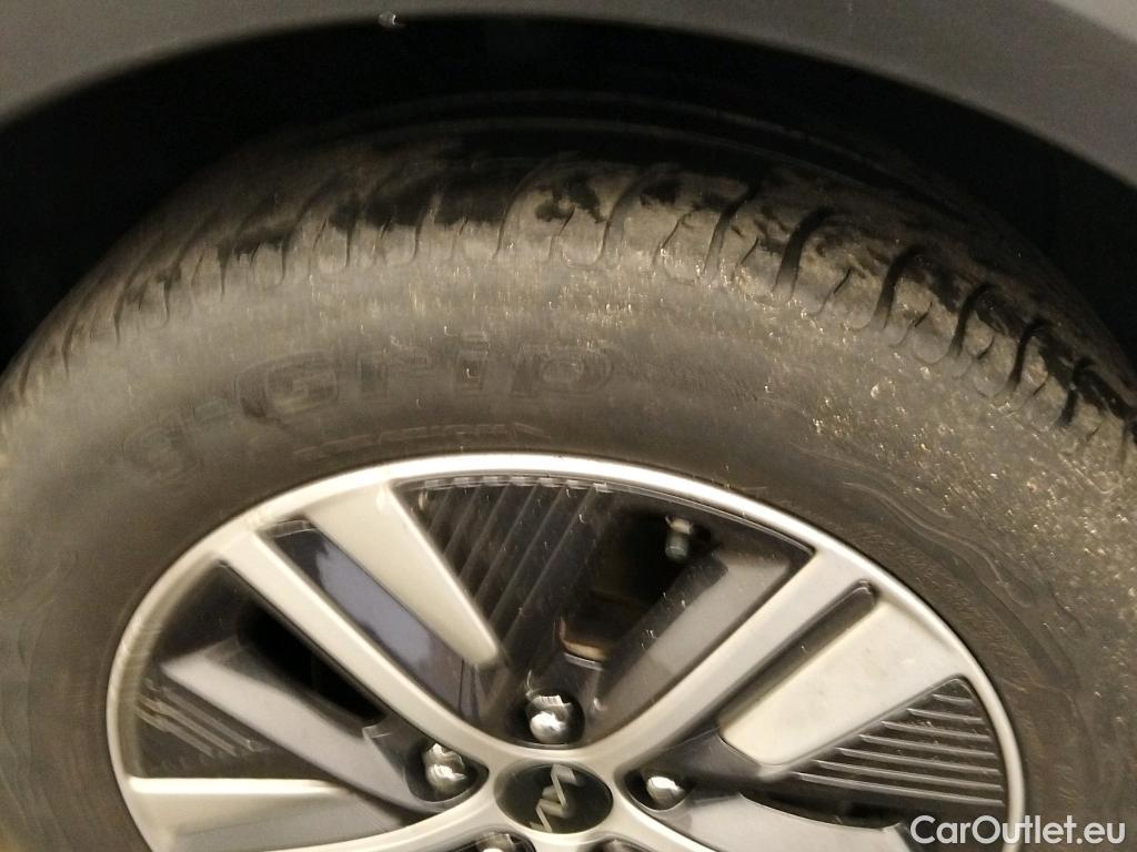  KIA  Niro KIA  / 2019 / 5P / crossover 1.6 GDi HEV 104kW (141CV) Drive #11