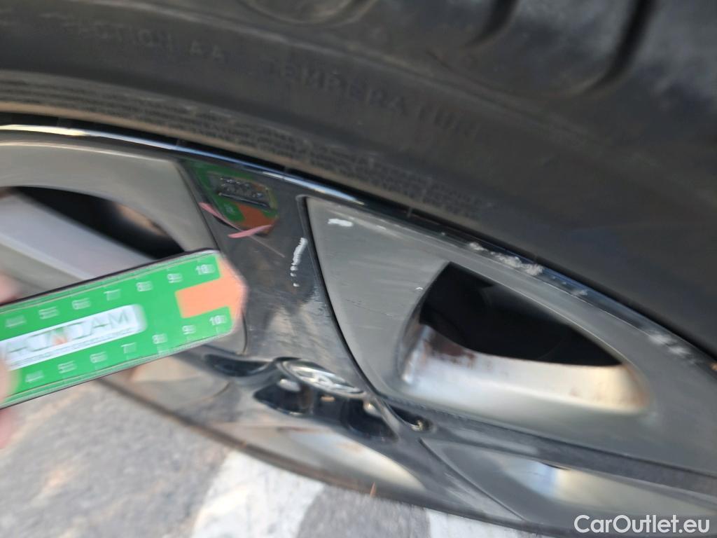  Toyota  Prius TOYOTA  / 2018 / 5P / berlina con portón 1.8  AWD-i #25