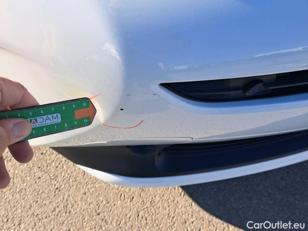  Toyota  Prius TOYOTA  / 2018 / 5P / berlina con portón 1.8  AWD-i #45