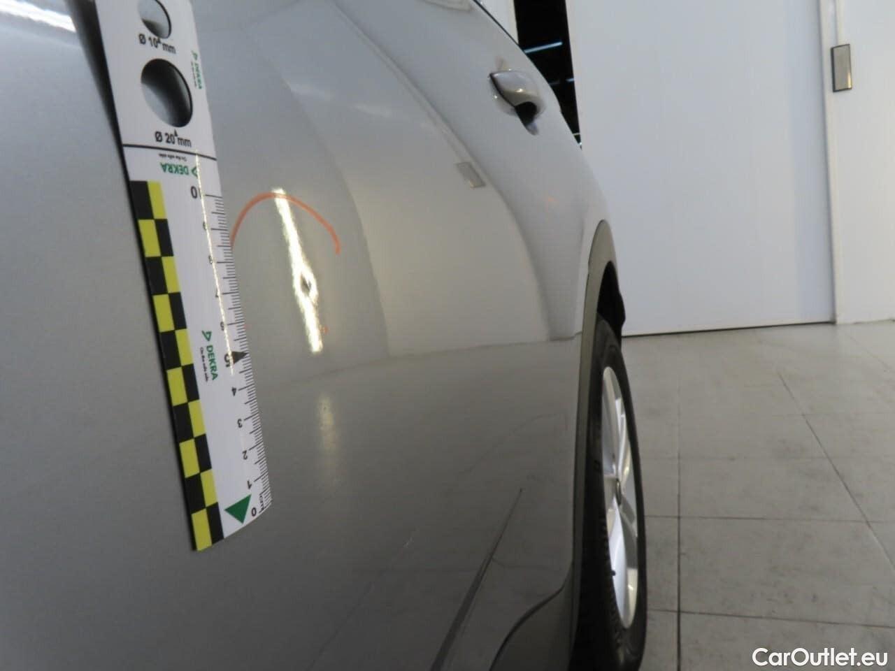  Opel   Grandland X 1.2 Turbo Bus. Eleg. #2