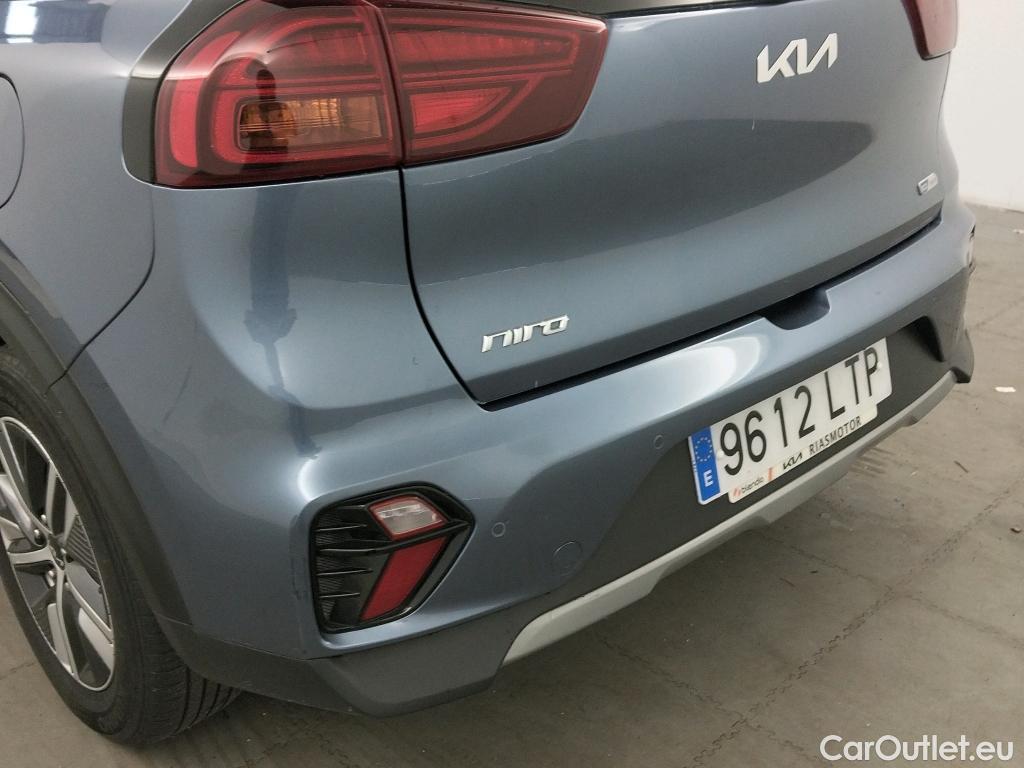  KIA  Niro KIA  / 2019 / 5P / crossover 1.6 GDi HEV 104kW (141CV) Drive #17