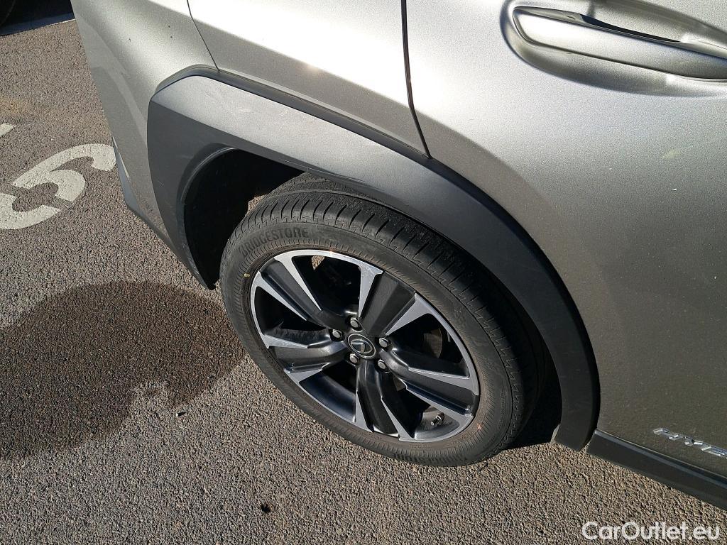  Lexus  UX LEXUS  / 2018 / 5P / todoterreno 2.0 250h Premium #15