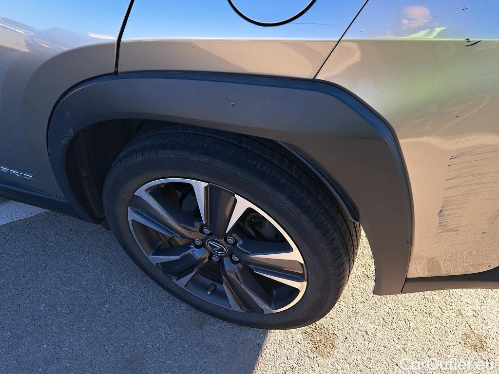  Lexus  UX LEXUS  / 2018 / 5P / todoterreno 2.0 250h Premium #13