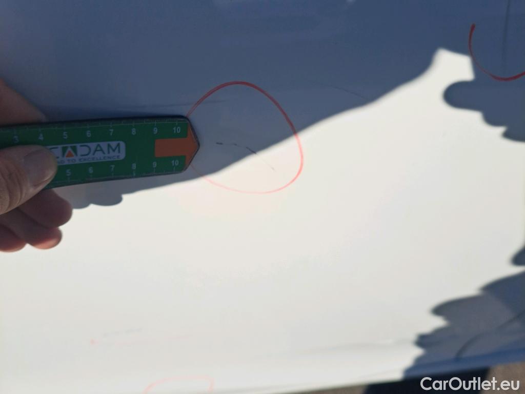  Toyota  Prius TOYOTA  / 2018 / 5P / berlina con portón 1.8  AWD-i #8