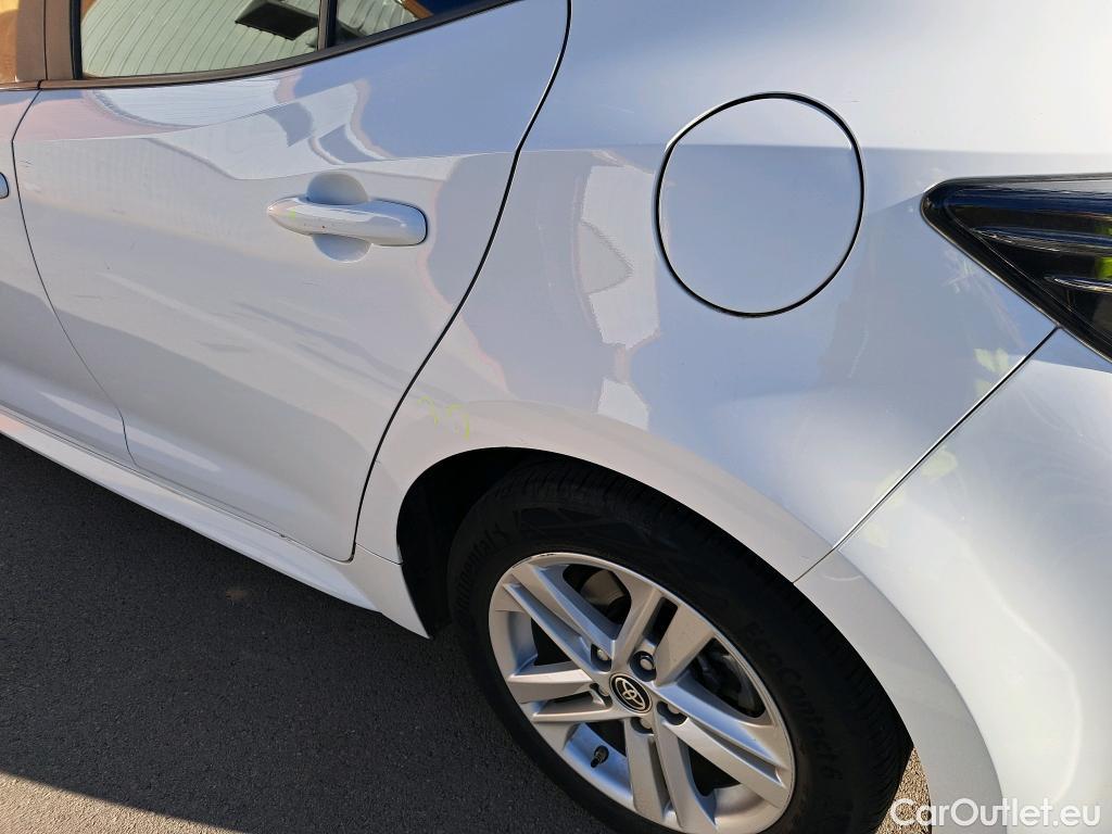  Toyota  Corolla TOYOTA  1.8 125H ACTIVE TECH E-CVT #16